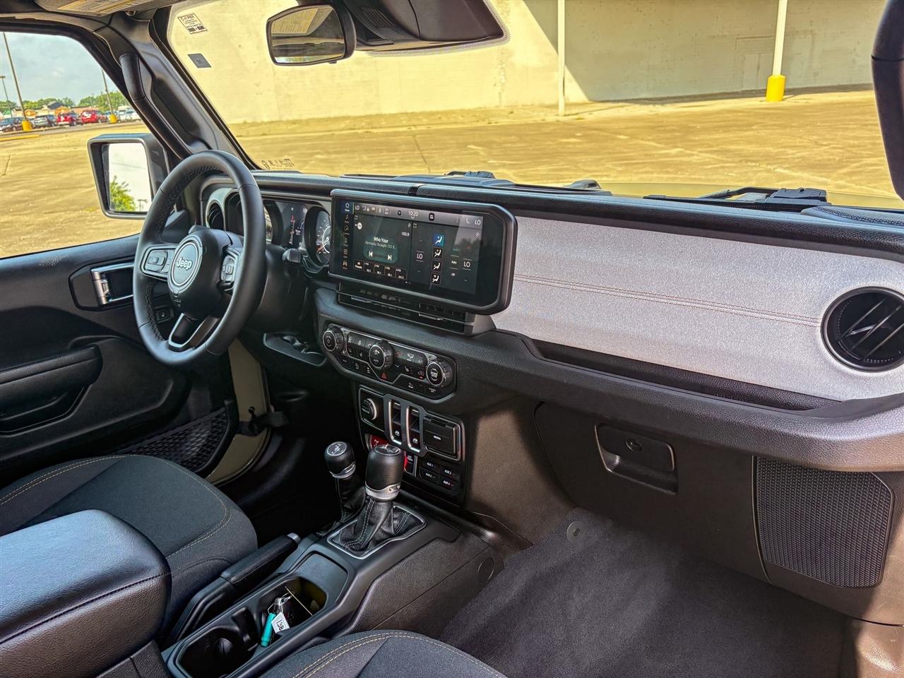 Jeep Wrangler Willys 2025