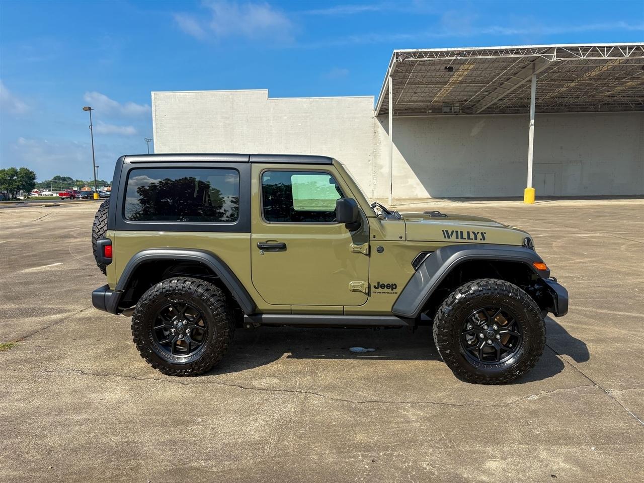 Jeep Wrangler Willys 2025