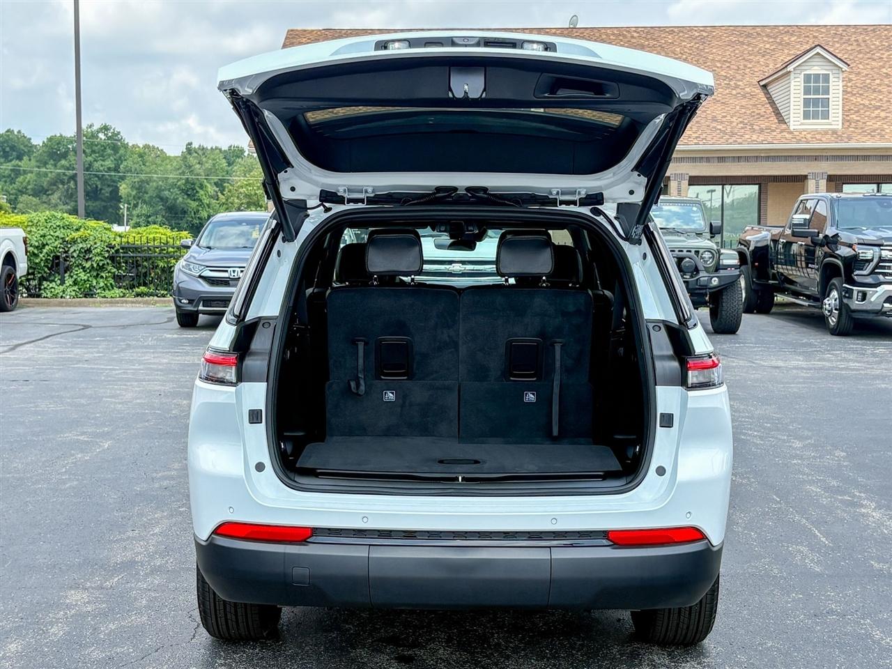 Jeep Grand Cherokee L  2025