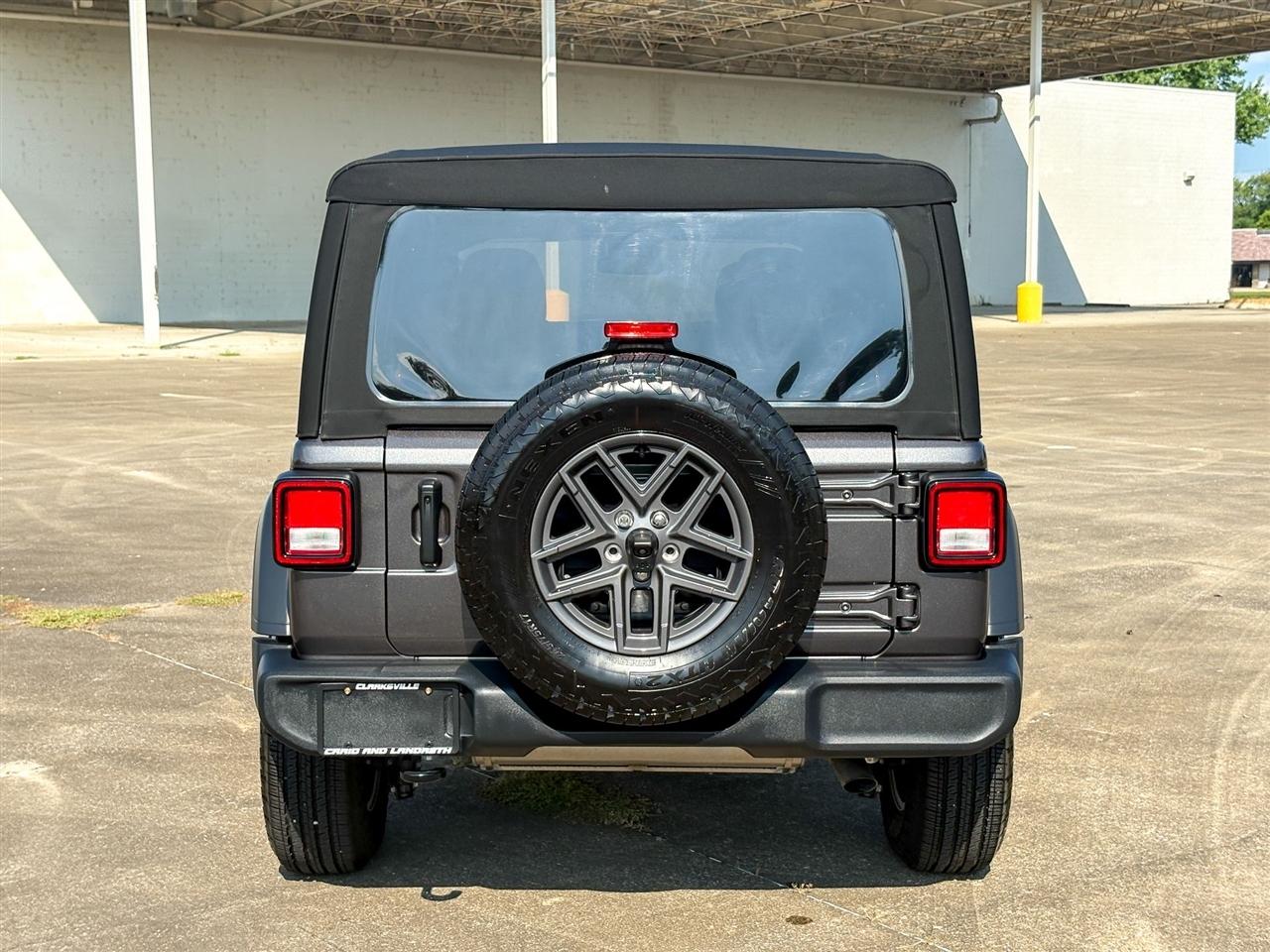 Jeep Wrangler Unlimited Sport S 4x4 2024