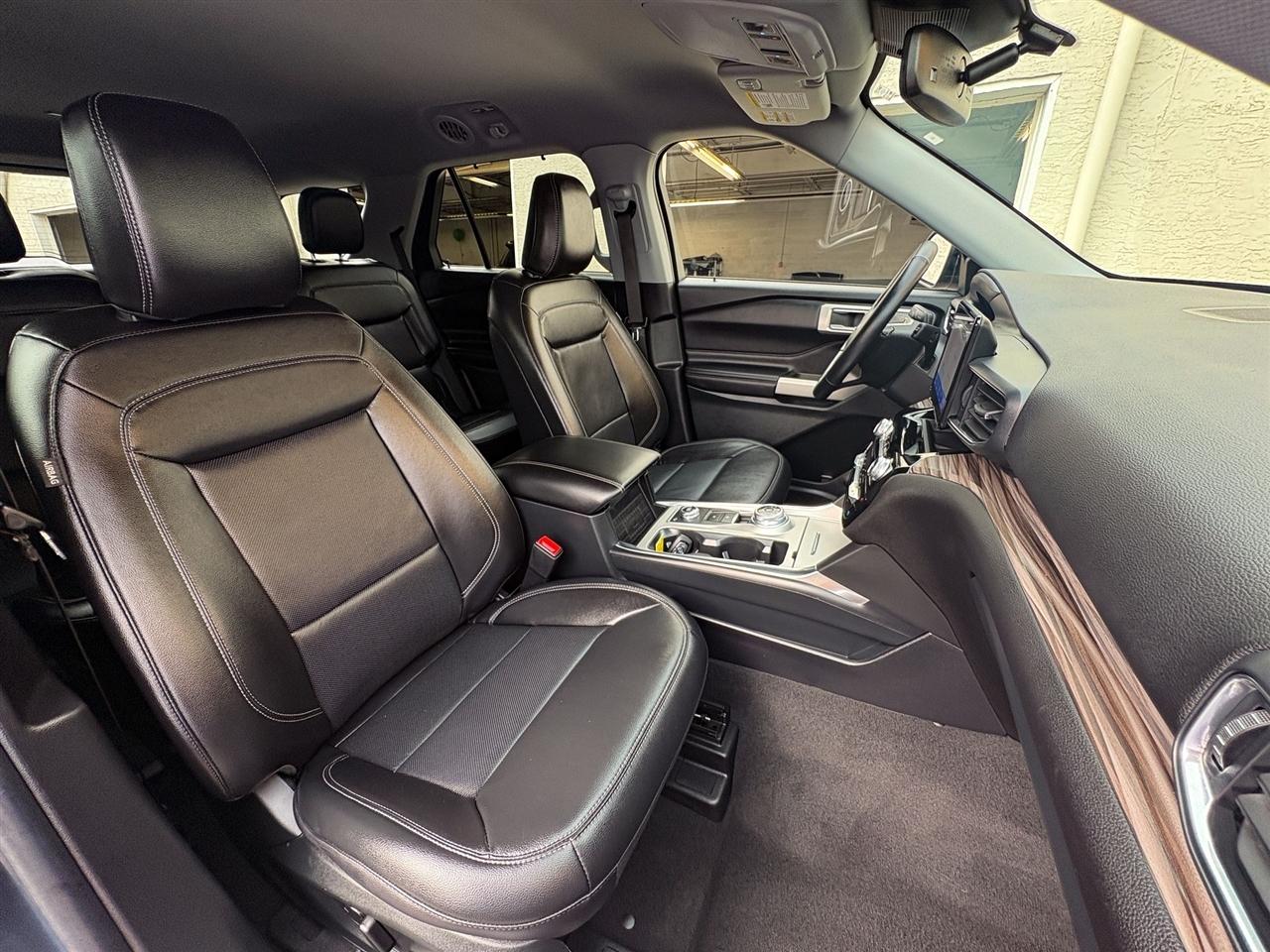 Ford Explorer  2022