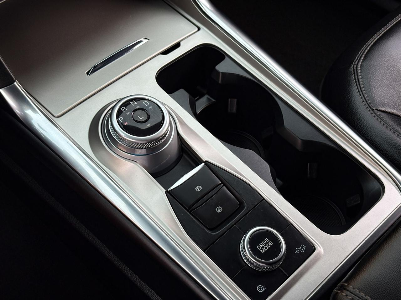 Ford Explorer  2022
