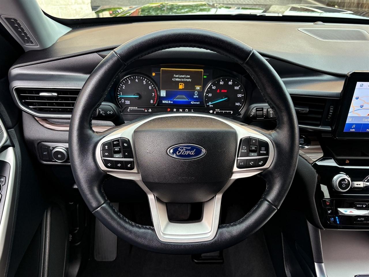 Ford Explorer  2022