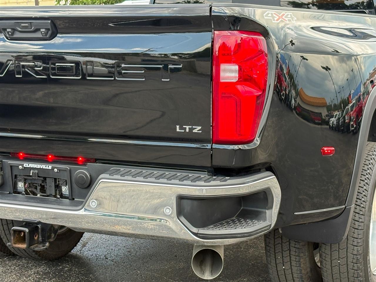 Chevrolet Silverado 3500HD LTZ Crew Cab DRW 4WD 2025