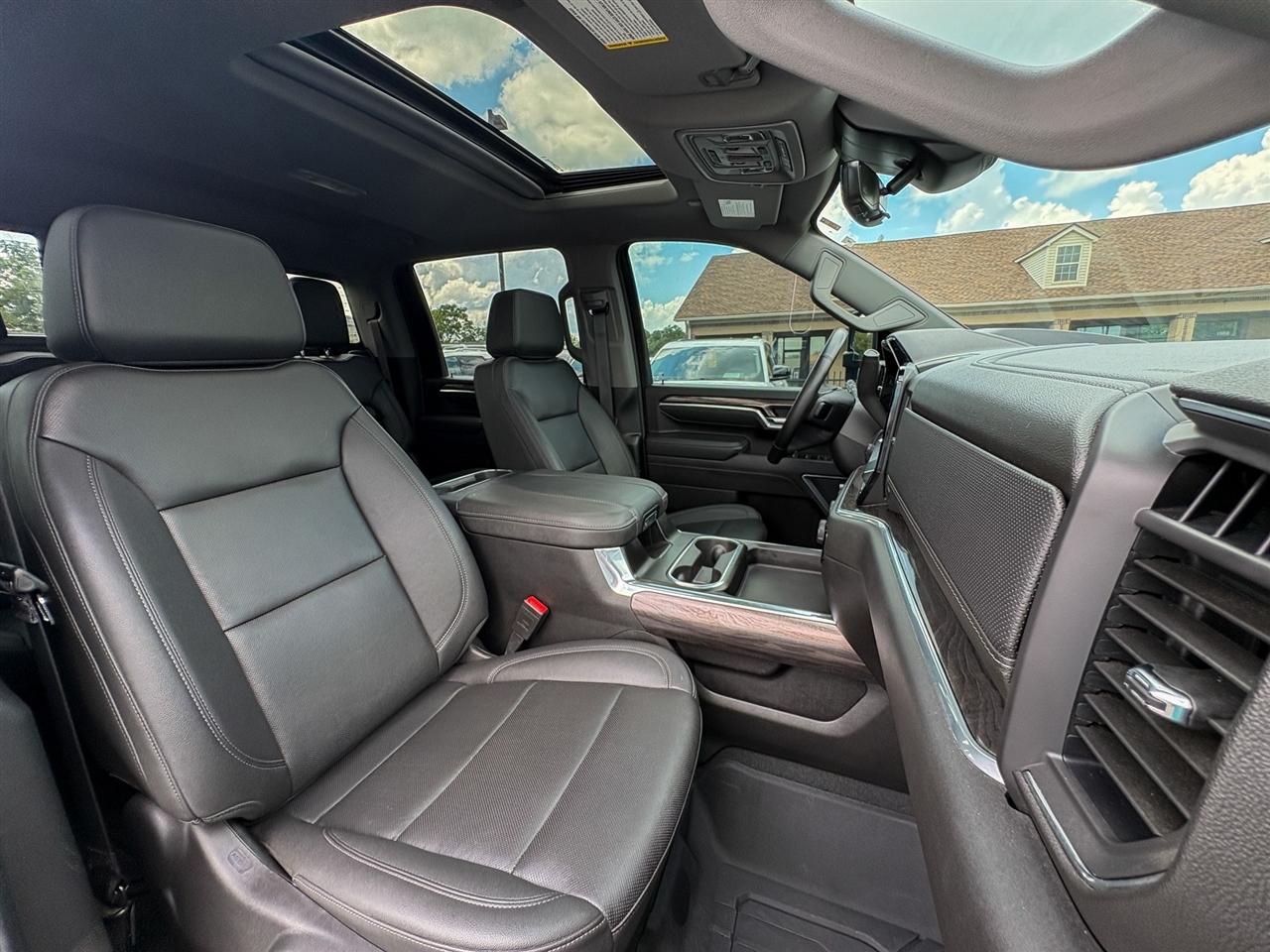 Chevrolet Silverado 3500HD LTZ Crew Cab DRW 4WD 2025