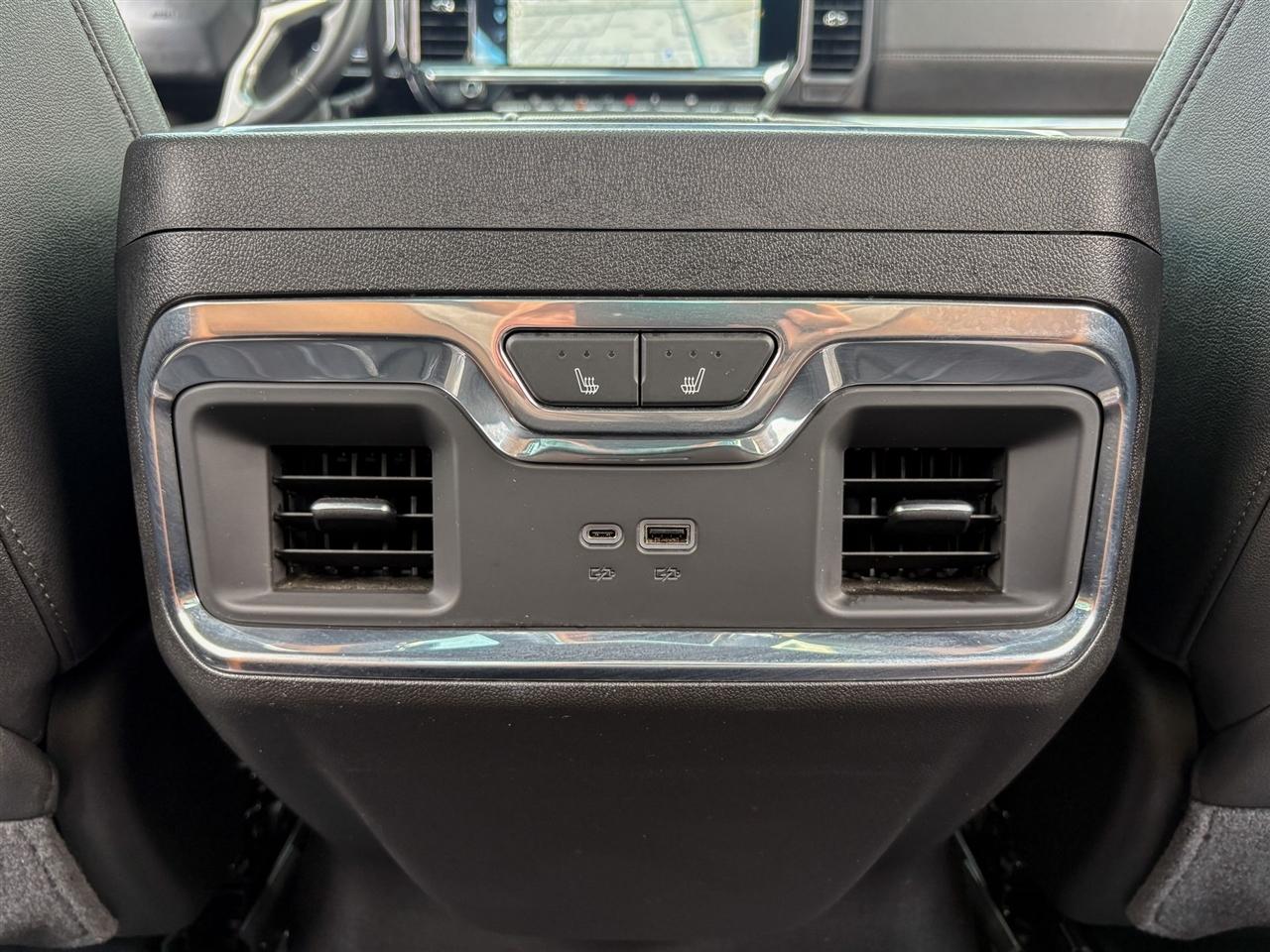 Chevrolet Silverado 3500HD LTZ Crew Cab DRW 4WD 2025