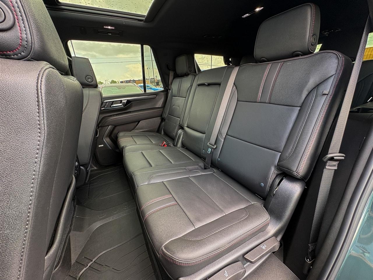 Chevrolet Tahoe RST 4WD 2026