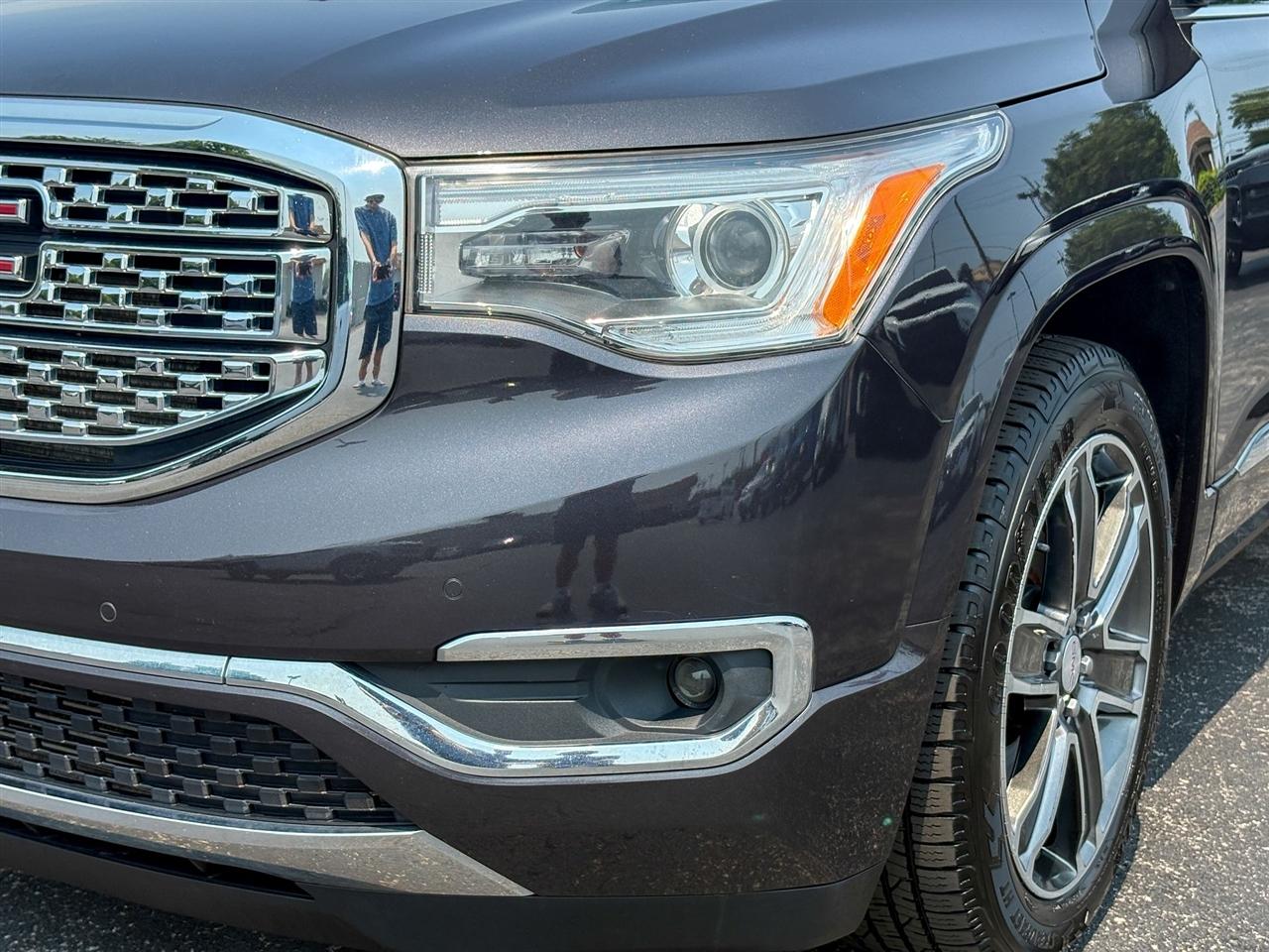 GMC Acadia Denali 2019