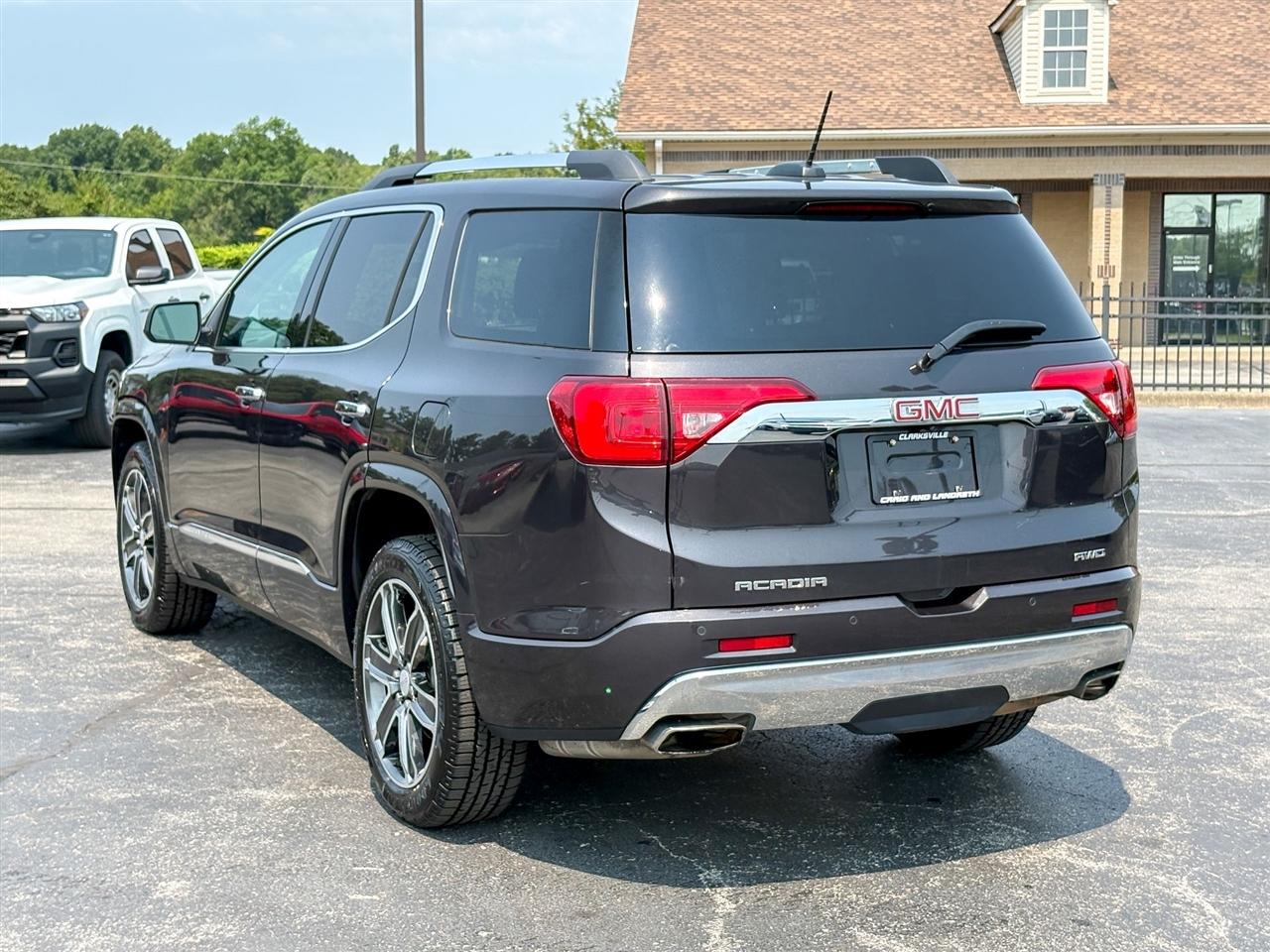 GMC Acadia Denali 2019