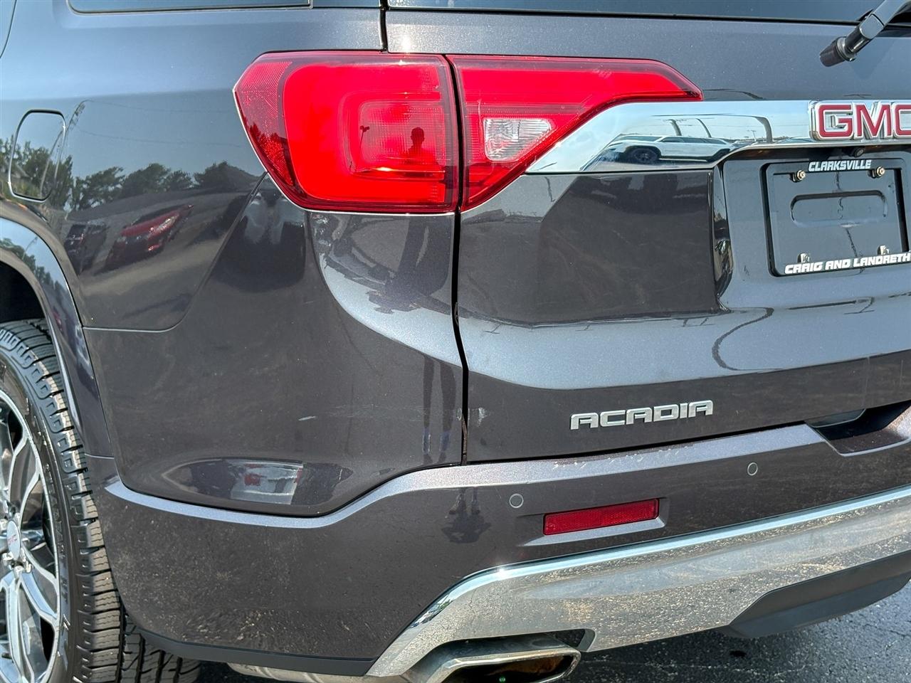 GMC Acadia Denali 2019
