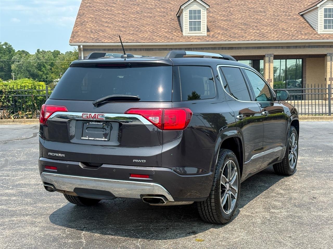 GMC Acadia Denali 2019
