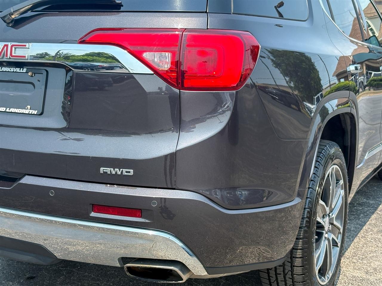 GMC Acadia Denali 2019