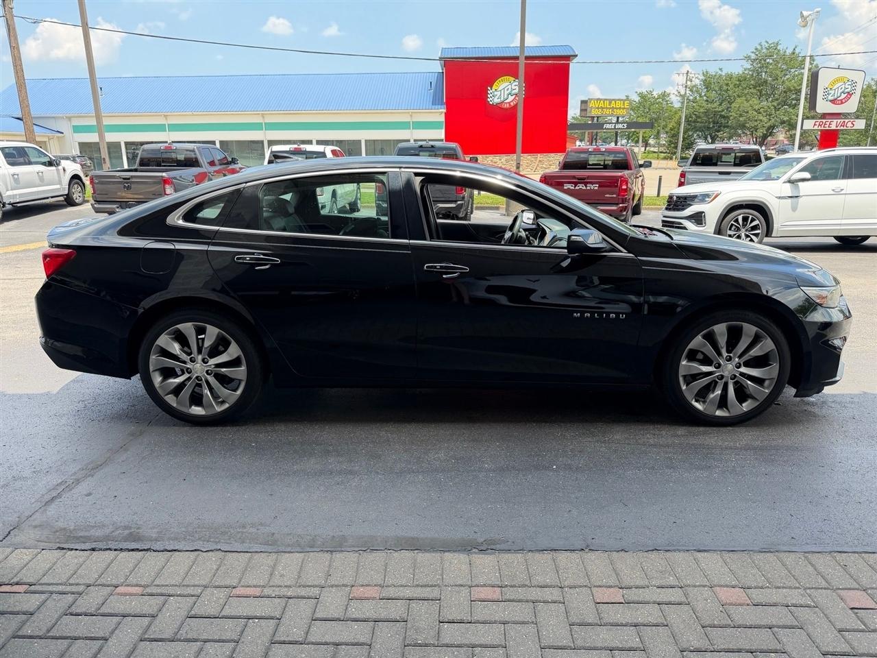 Chevrolet Malibu  2017