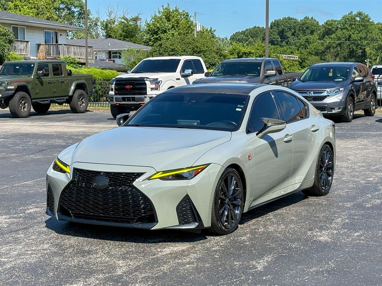 Lexus IS 350  2021