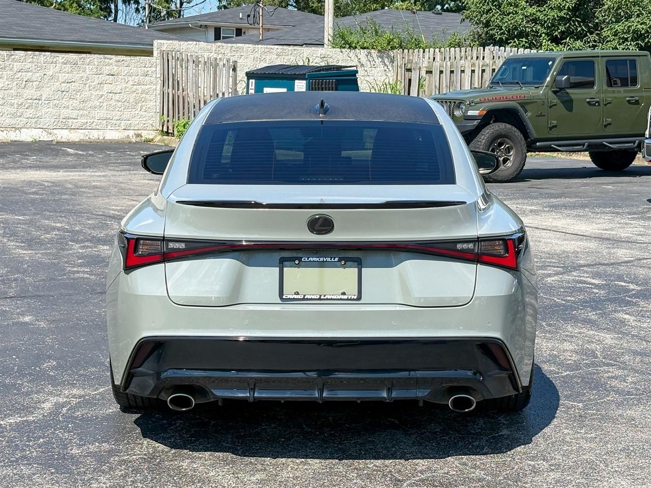 Lexus IS 350  2021