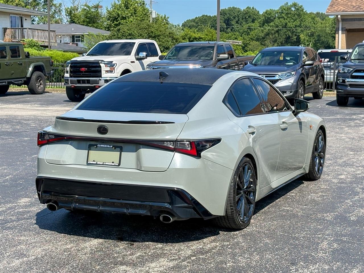 Lexus IS 350  2021