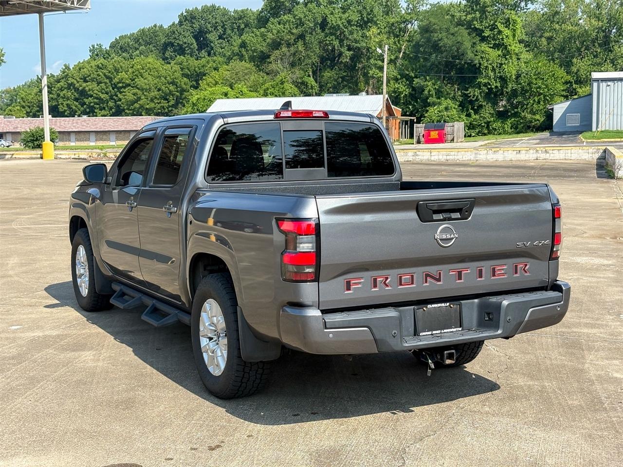Nissan Frontier SV Crew Cab 4WD 2022