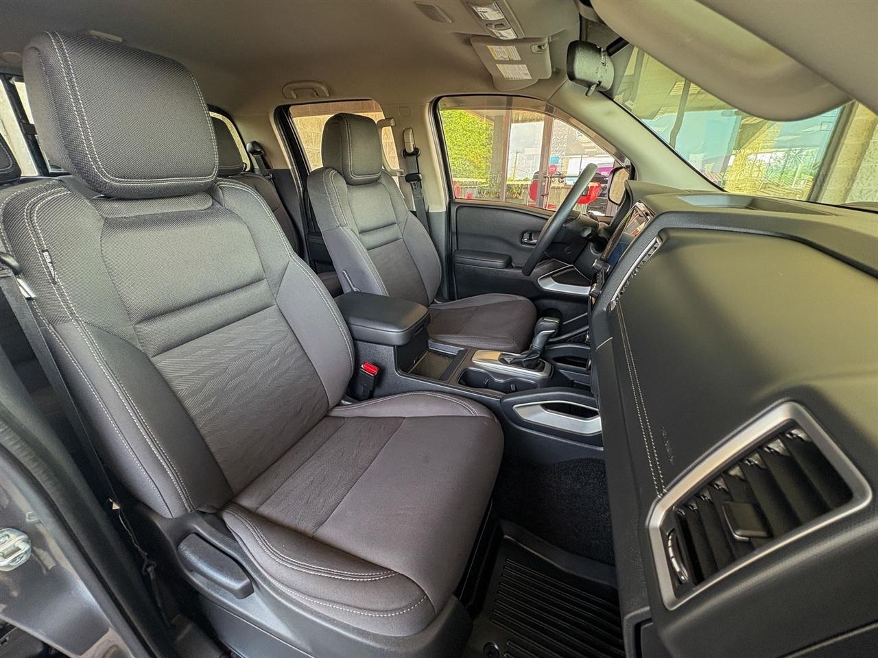Nissan Frontier SV Crew Cab 4WD 2022