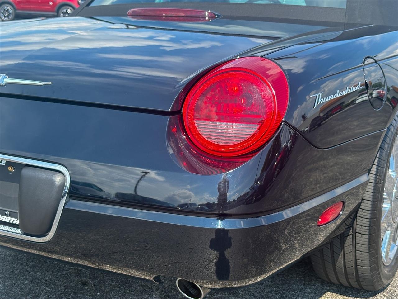 Ford Thunderbird Base 2002