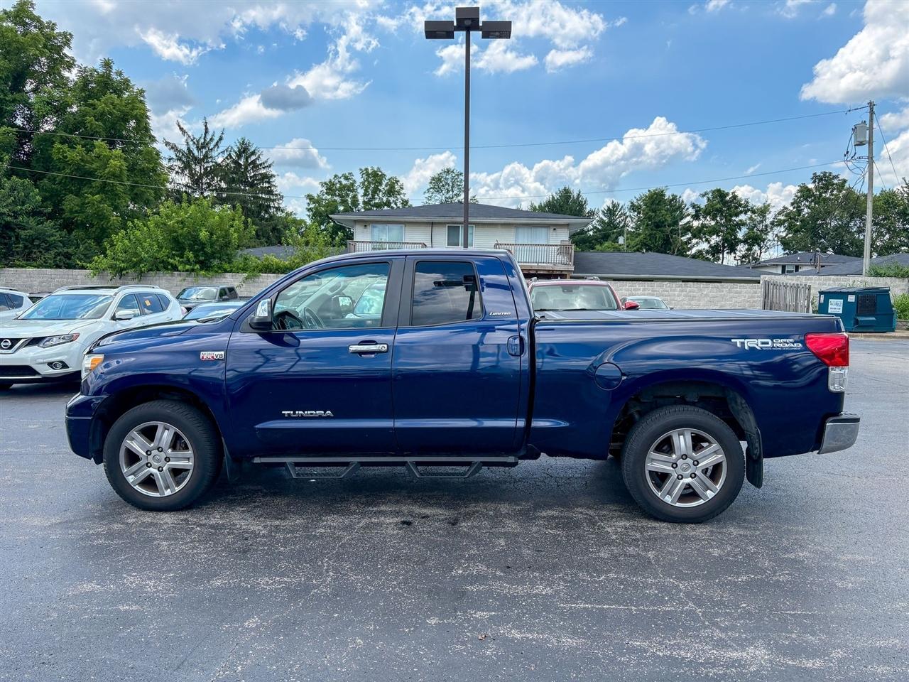 Toyota Tundra Limited 2011
