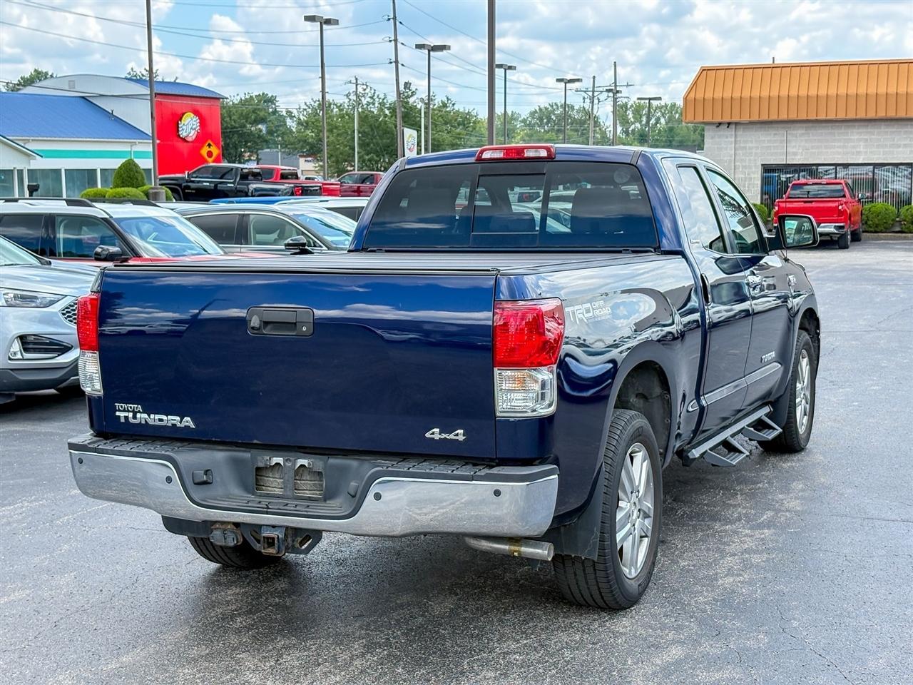 Toyota Tundra Limited 2011