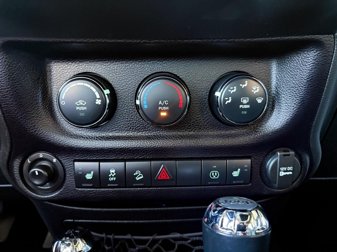 Jeep Wrangler  2016