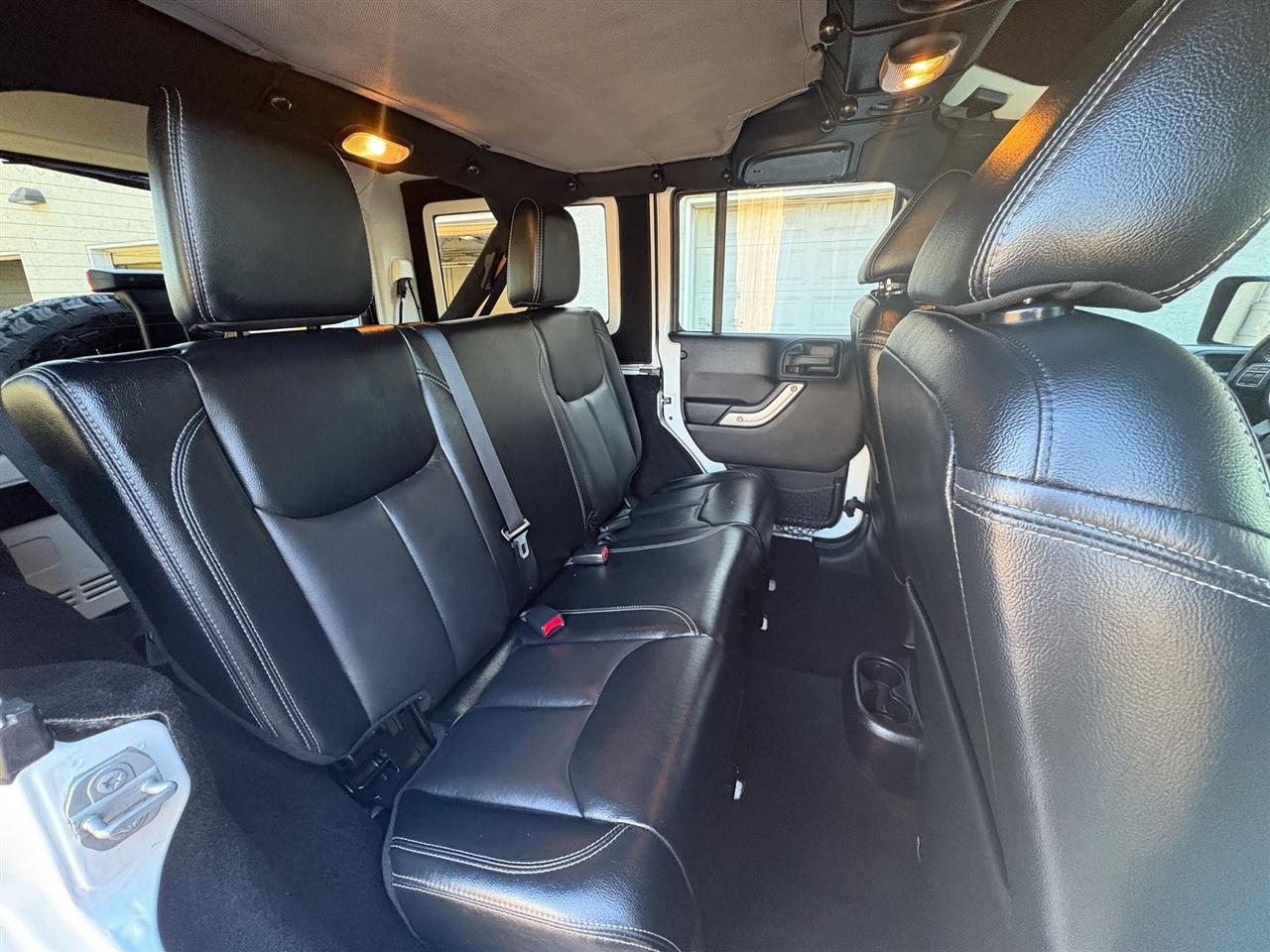 Jeep Wrangler  2016
