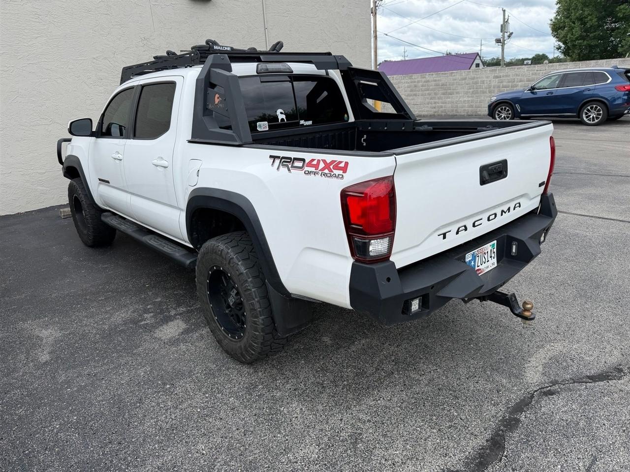 Toyota Tacoma  2018