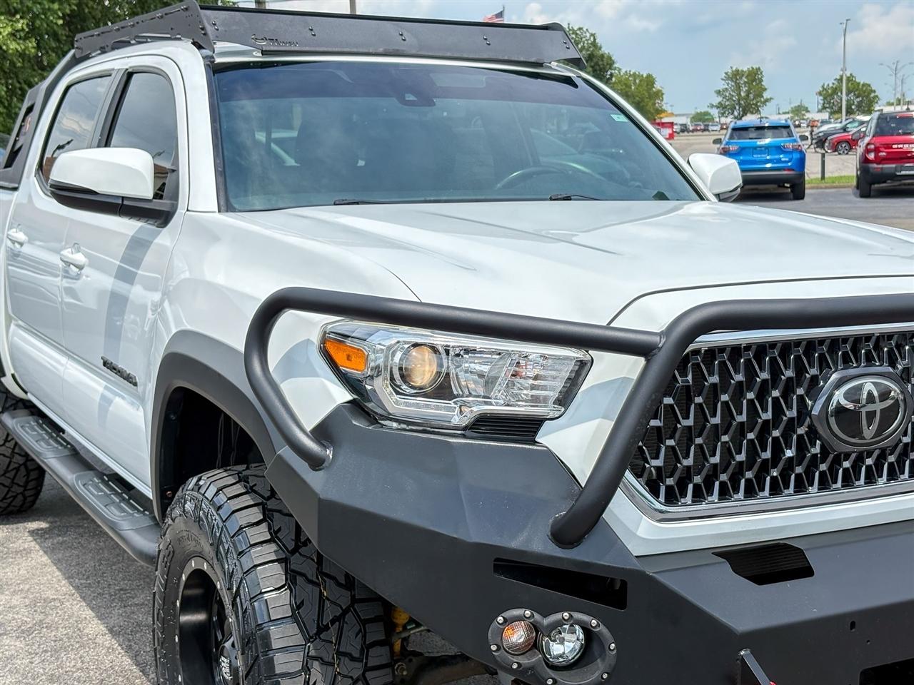 Toyota Tacoma  2018