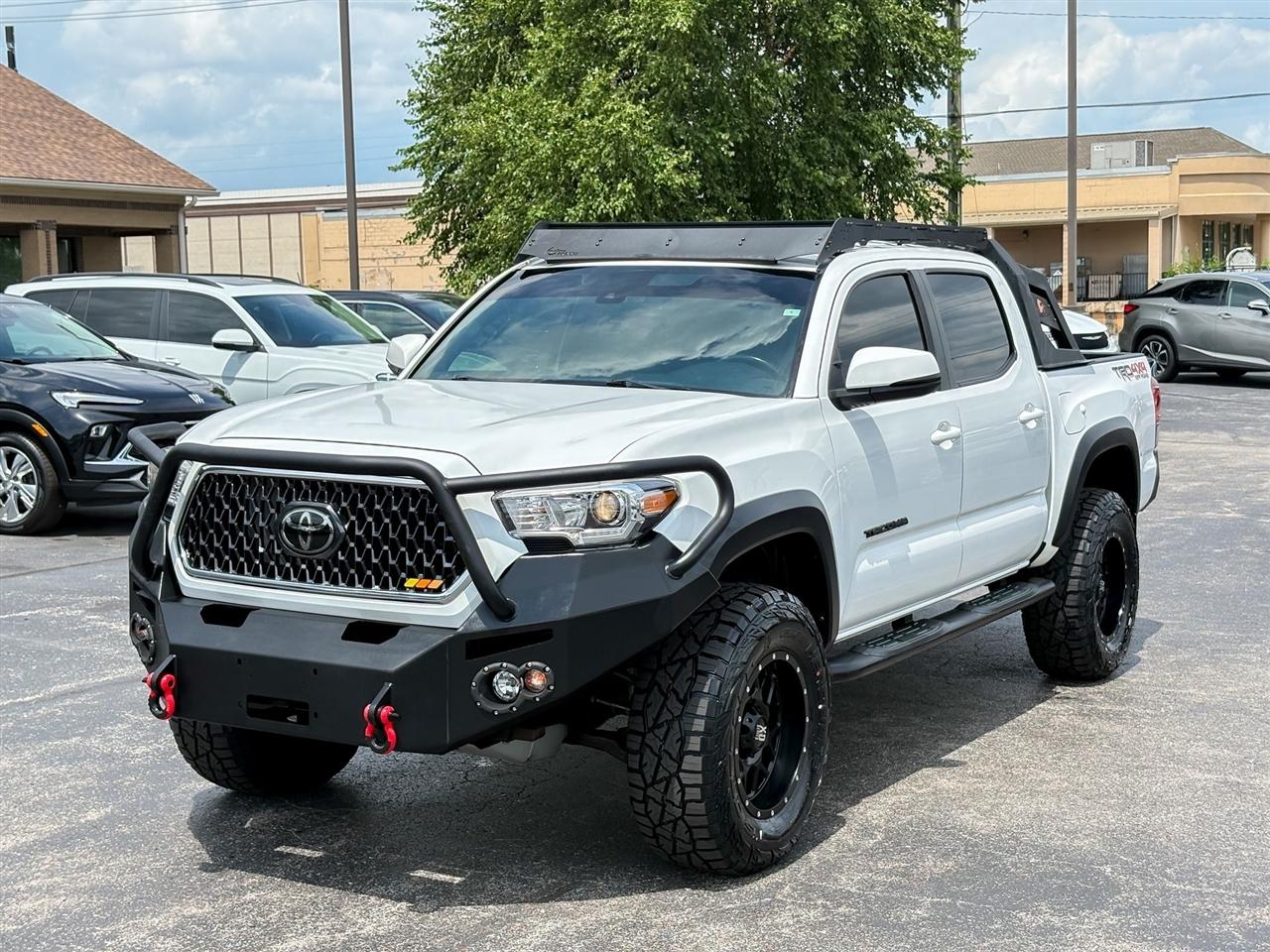 Toyota Tacoma  2018