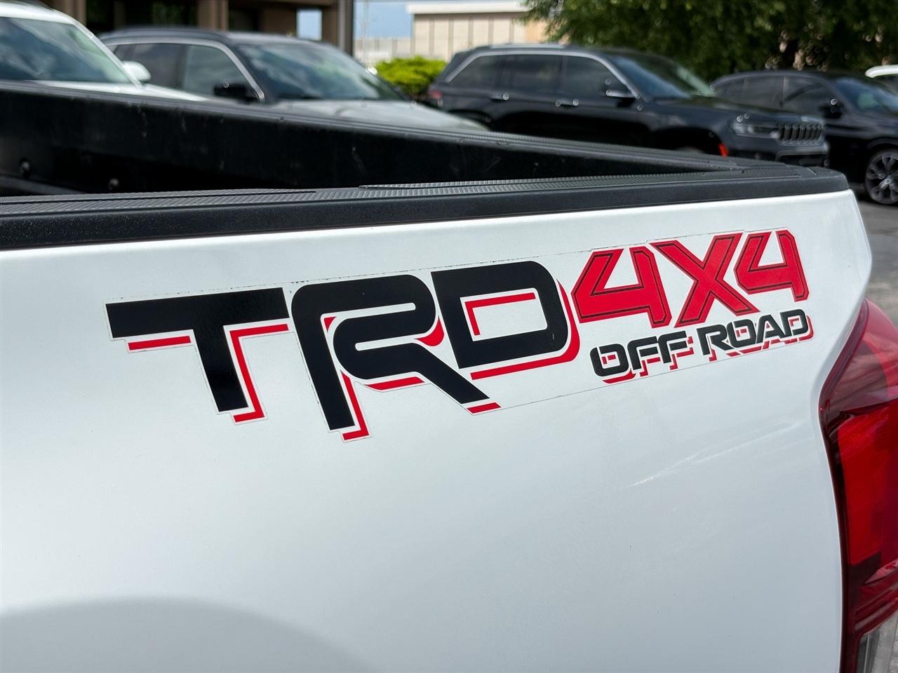 Toyota Tacoma  2018
