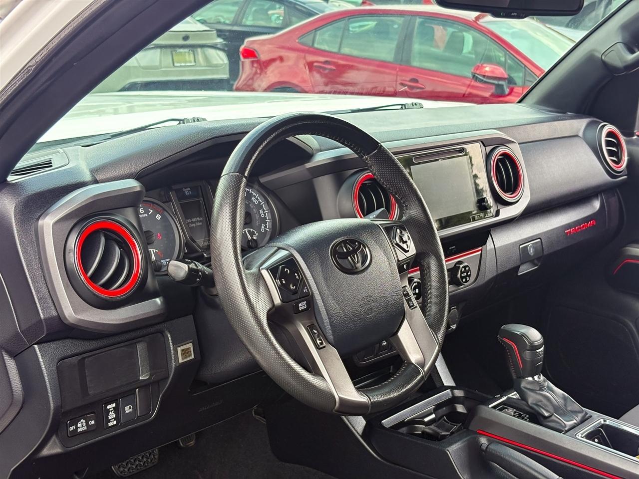 Toyota Tacoma  2018