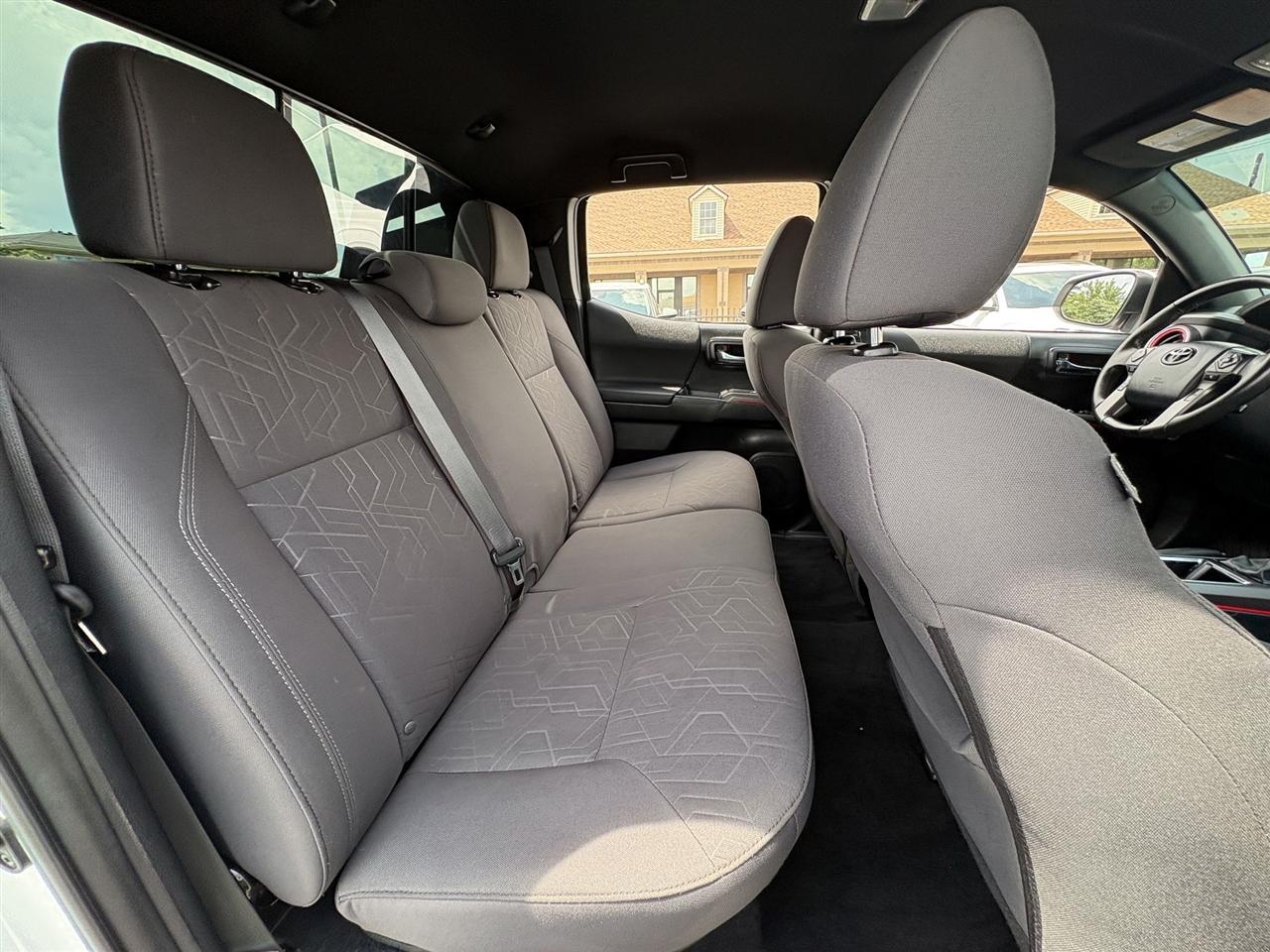 Toyota Tacoma  2018