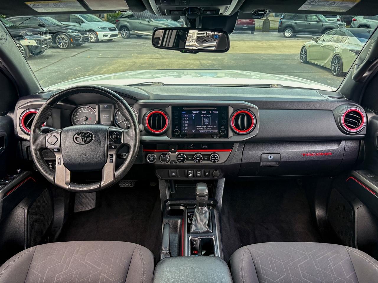 Toyota Tacoma  2018