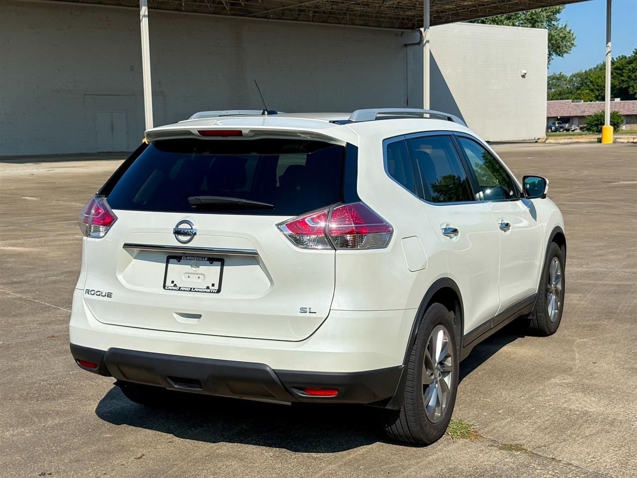 Nissan Rogue  2015