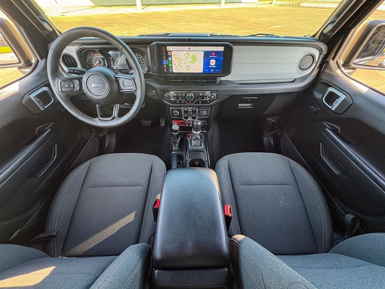Jeep Wrangler  2024