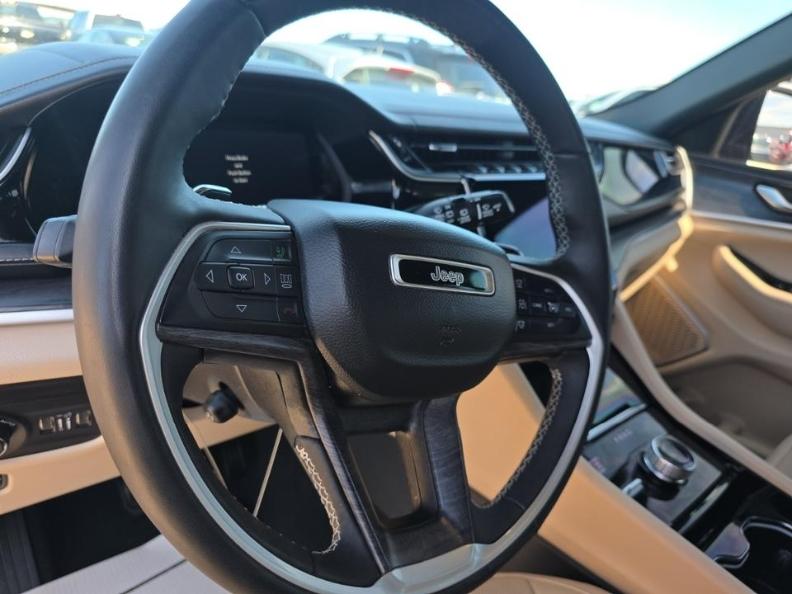 Jeep Grand Cherokee  2023