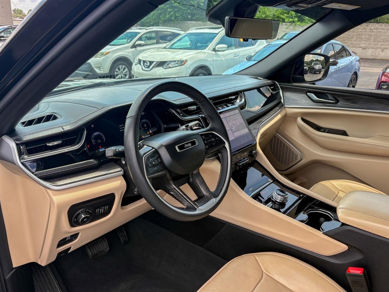 Jeep Grand Cherokee  2023