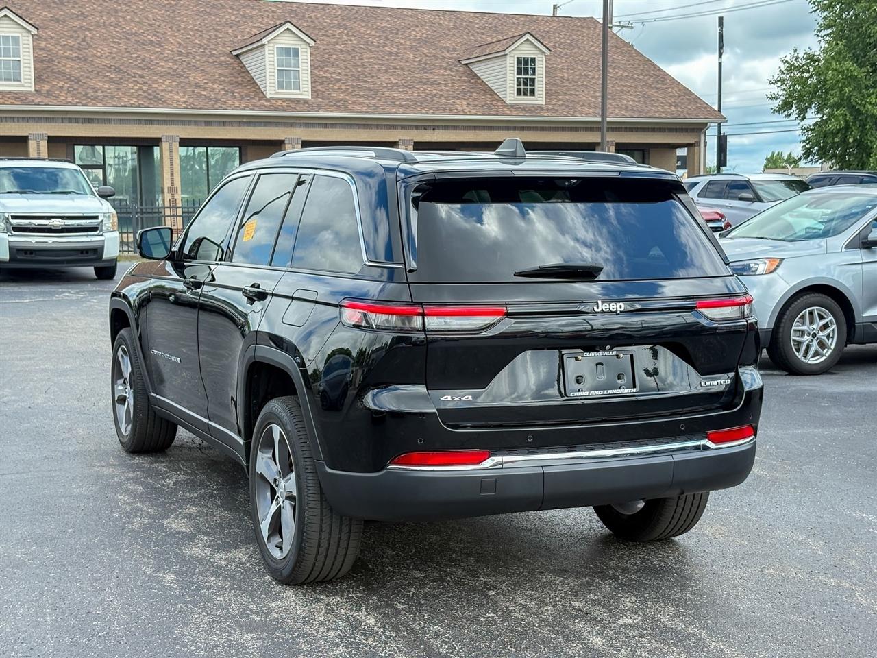 Jeep Grand Cherokee  2023
