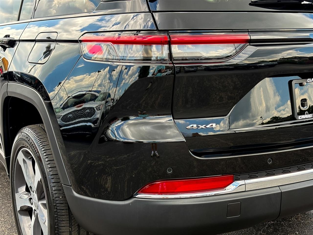 Jeep Grand Cherokee  2023