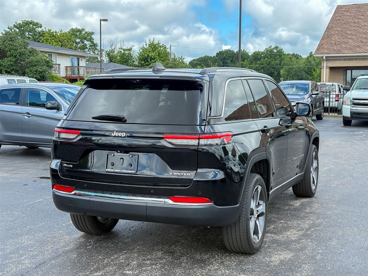 Jeep Grand Cherokee  2023