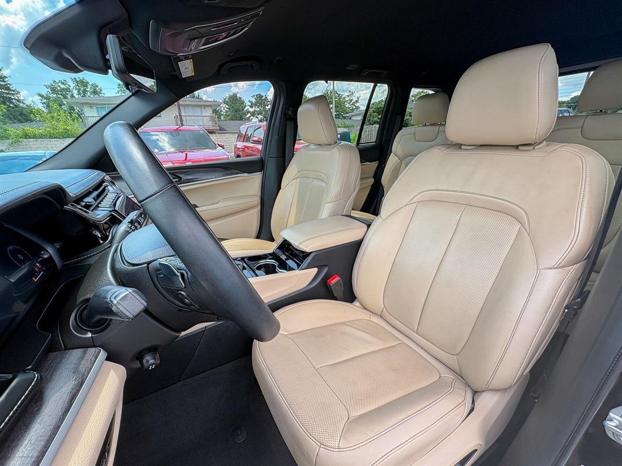 Jeep Grand Cherokee  2023