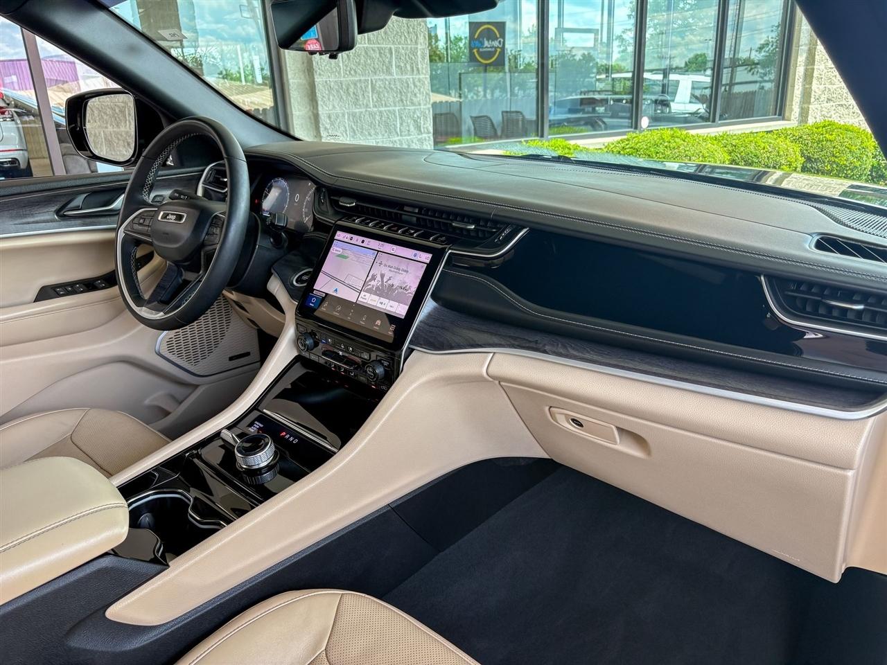Jeep Grand Cherokee  2023