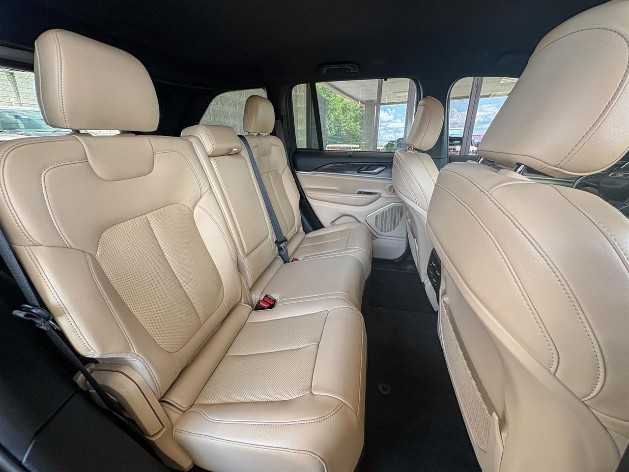 Jeep Grand Cherokee  2023