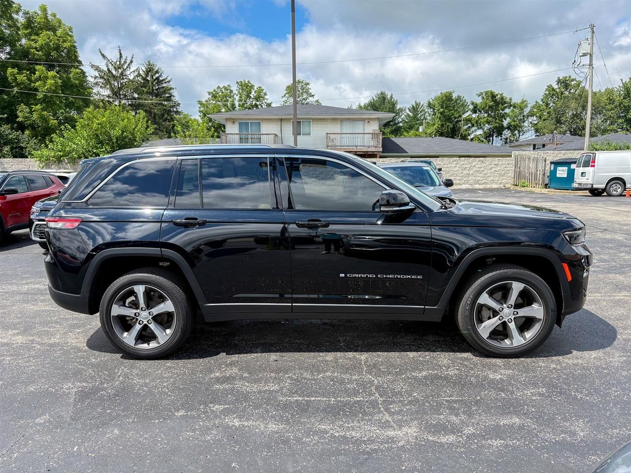 Jeep Grand Cherokee  2023