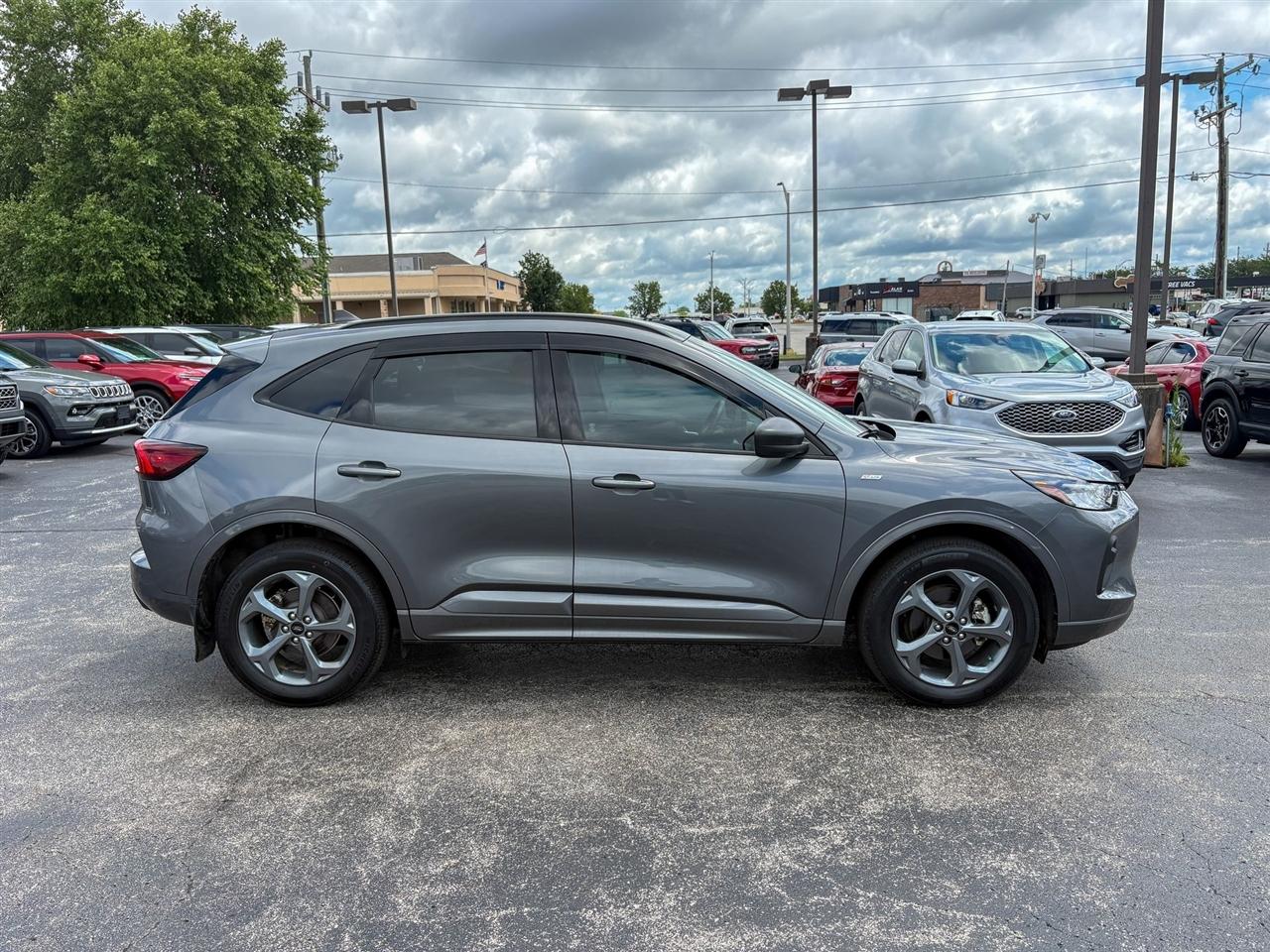 Ford Escape  2023
