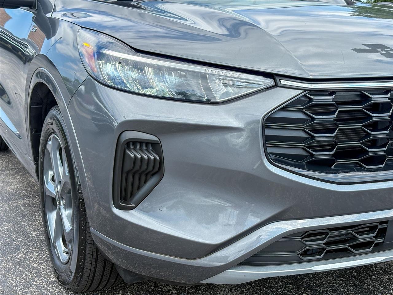Ford Escape  2023