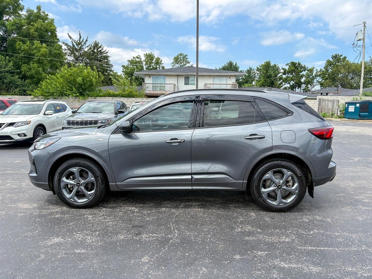Ford Escape  2023