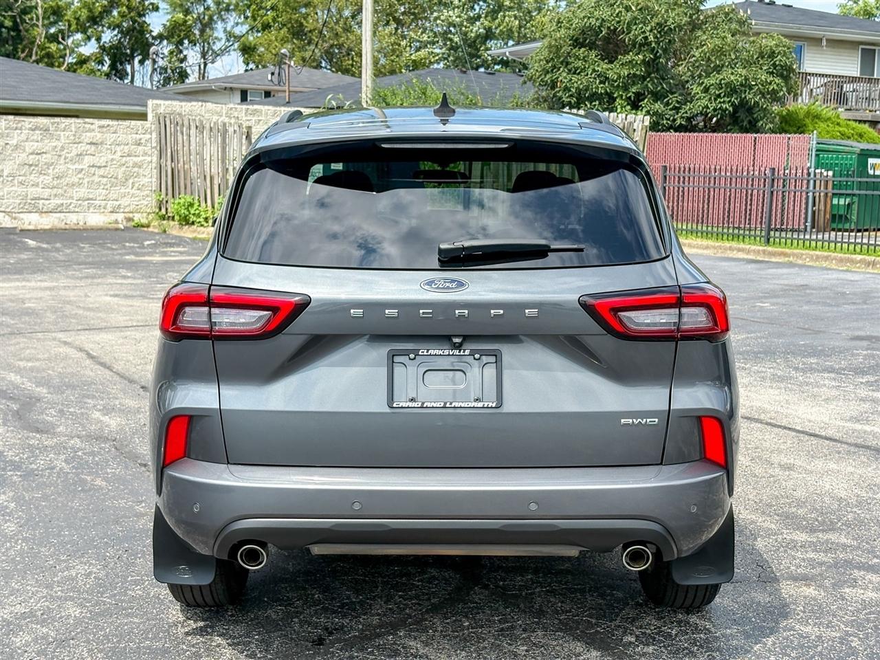 Ford Escape  2023