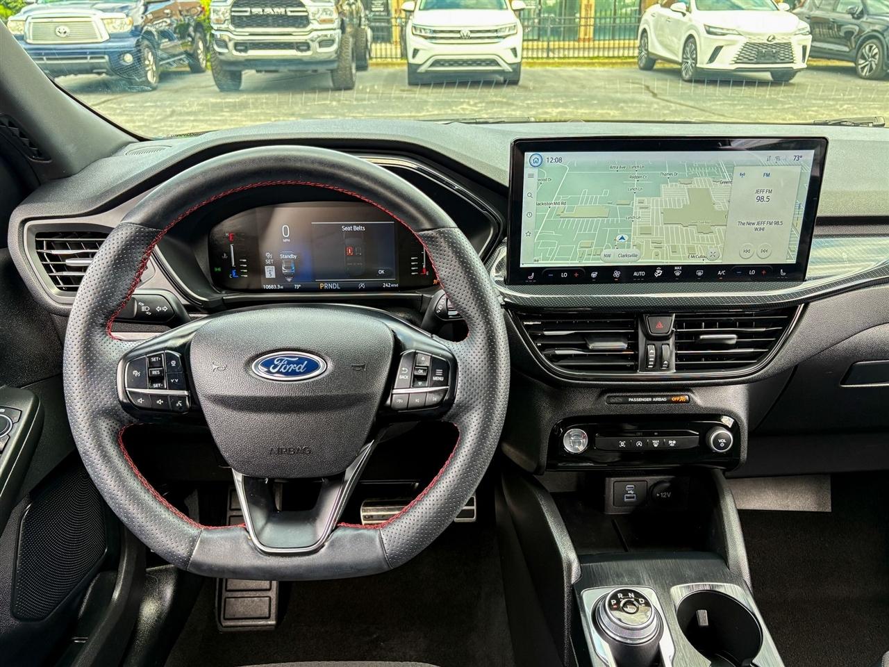 Ford Escape  2023